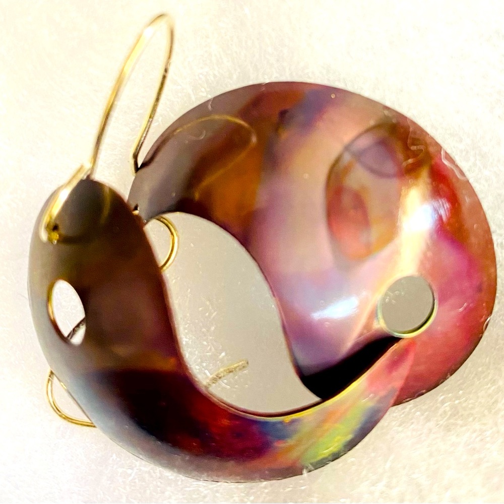 Qi Flamed Copper
by Abdul & Xin
Yin & Yang dynamic consistency